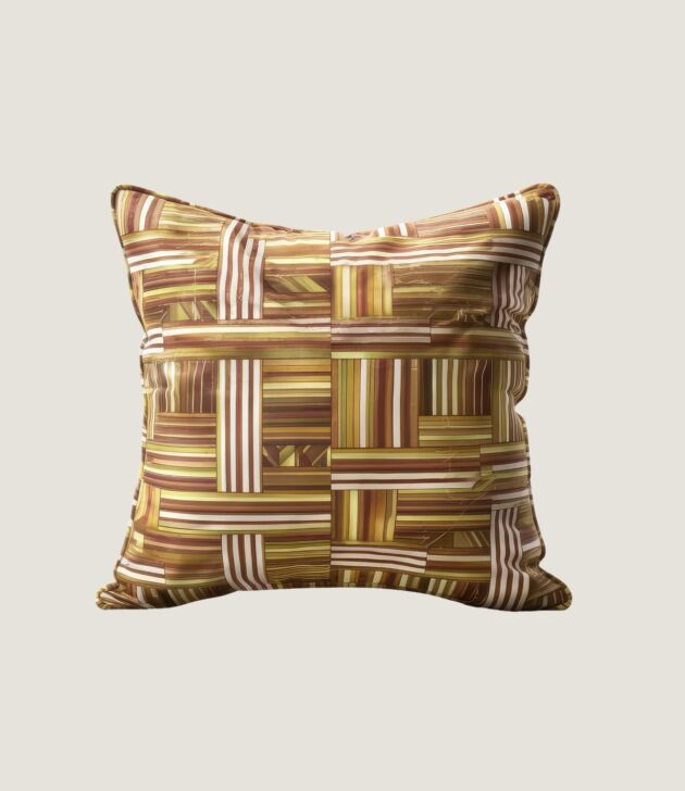 Geometric retro throw pillow
